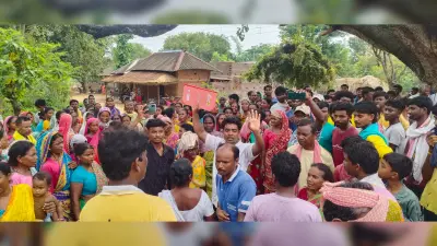 आंगनबाड़ी और आवासीय क्षेत्र के पास खनन का विरोध