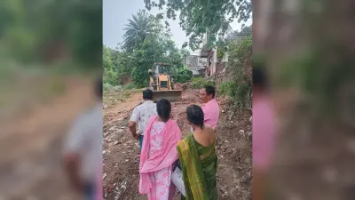 Jamshedpur News : पश्चिम हलुदबनी में फोर्स लगाकर शुरू कराया गया पंचायत भवन का निर्माण कार्य
