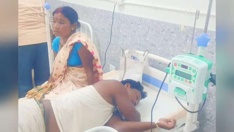 कटोरिया में हीटवेव की चपेट में आया युवक, लू-वार्ड में चल रहा इलाज