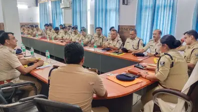 मासिक अपराध गोष्ठी में कांडों के अनुसंधान व अपराध नियंत्रण की हुई समीक्षा