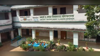उत्क्रमित मध्य विद्यालय घोरपरास में हजारों की चोरी, स्मार्ट क्लास के उपकरण गायब