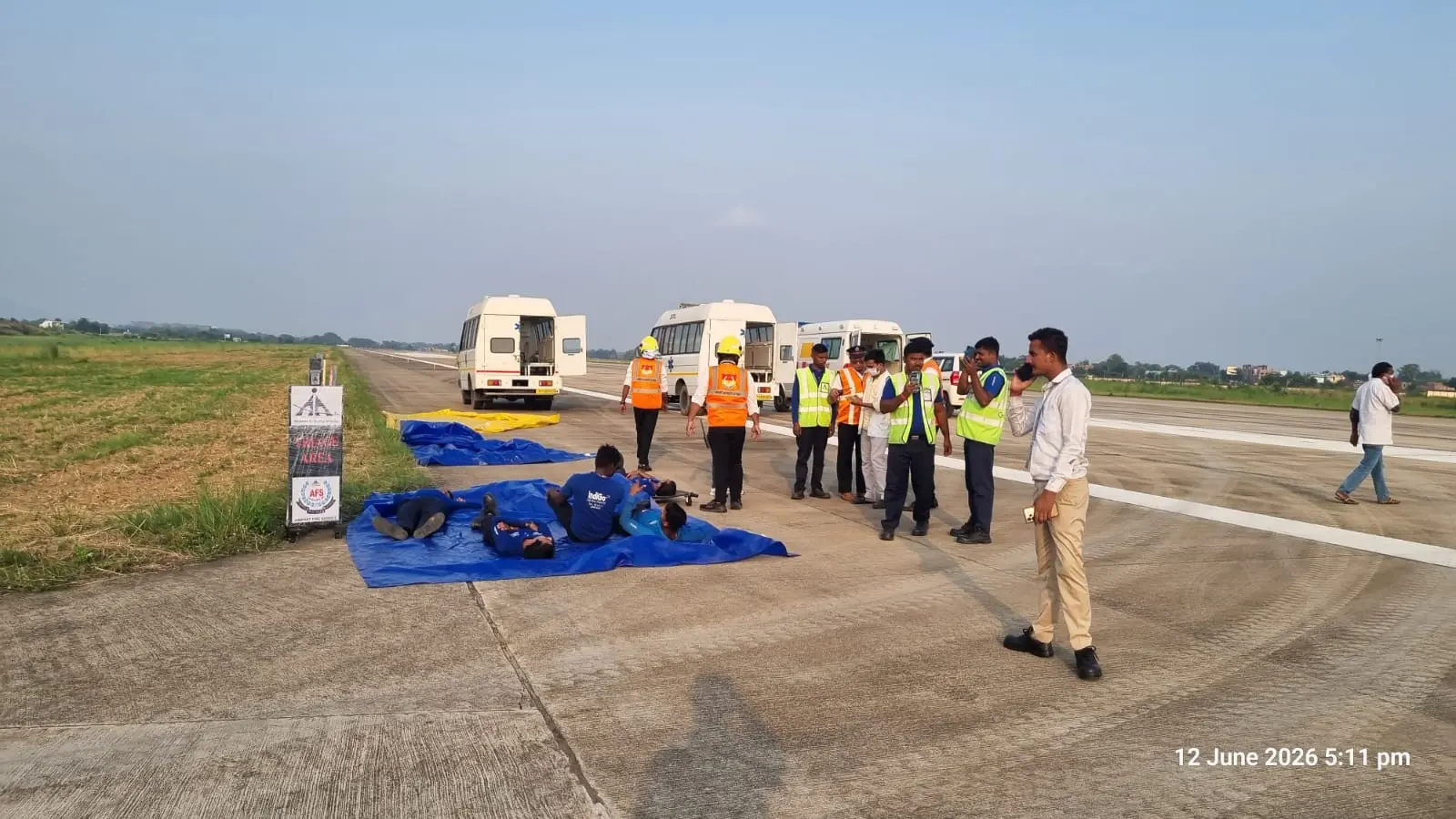 देवघर एयरपोर्ट पर मॉक ड्रिल, आपदा प्रबंधन की तैयारियों को अधिकारियों ने परखा