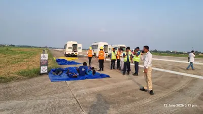 देवघर एयरपोर्ट पर मॉक ड्रिल, आपदा प्रबंधन की तैयारियों को अधिकारियों ने परखा