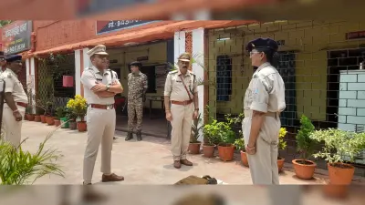 Dhanbad News: एसएसपी ने किया केंदुआडीह थाना का औचक निरीक्षण