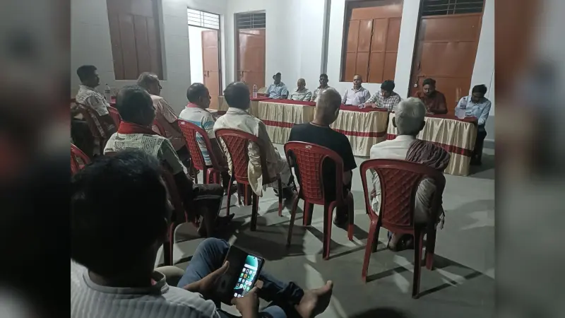 प्रखंड क्षेत्र के पांच पंचायतों में लगा रात्रि चौपाल, सुनी गई लोगों की समस्या