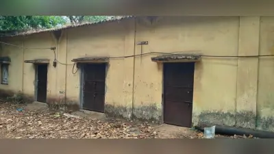 मेंटेनेंस सिविल ऑफिस के तीन स्टोर रूम का ताला तोड़ 30 हजार के उपकरण उड़ाये