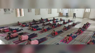 योग दिवस को लेकर पूर्वाभ्यास जारी, बच्चों ने किये योग