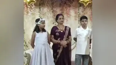 पूर्णिया के रक्तवीर दो साल की उम्र में बच्ची को लिया गोद, 12वें साल भी दे रहे जिंदगी