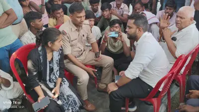डिग्री कॉलेज आंदोलन में शामिल पांच छात्राओं की बिगड़ी तबीयत, अस्पताल में भर्ती