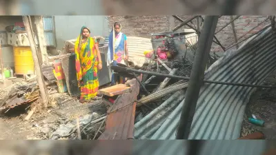 आग से दो घर जले, पांच लाख की क्षति