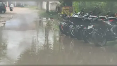 बारिश से मौसम सुहाना, गर्मी से मिली राहत