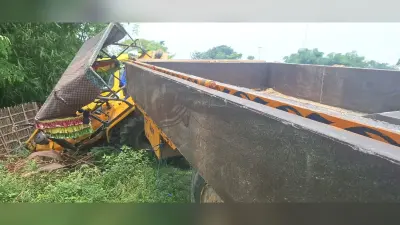 एनएच- 31 पर ट्रक-ट्रैक्टर के बीच आमने-सामने की टक्कर