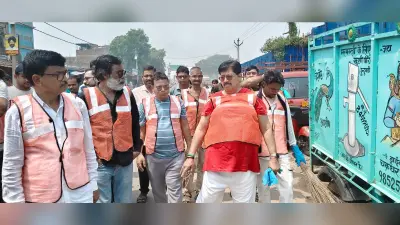 स्वच्छता को लेकर सारठ चौक पर विधायक ने चलाया अभियान