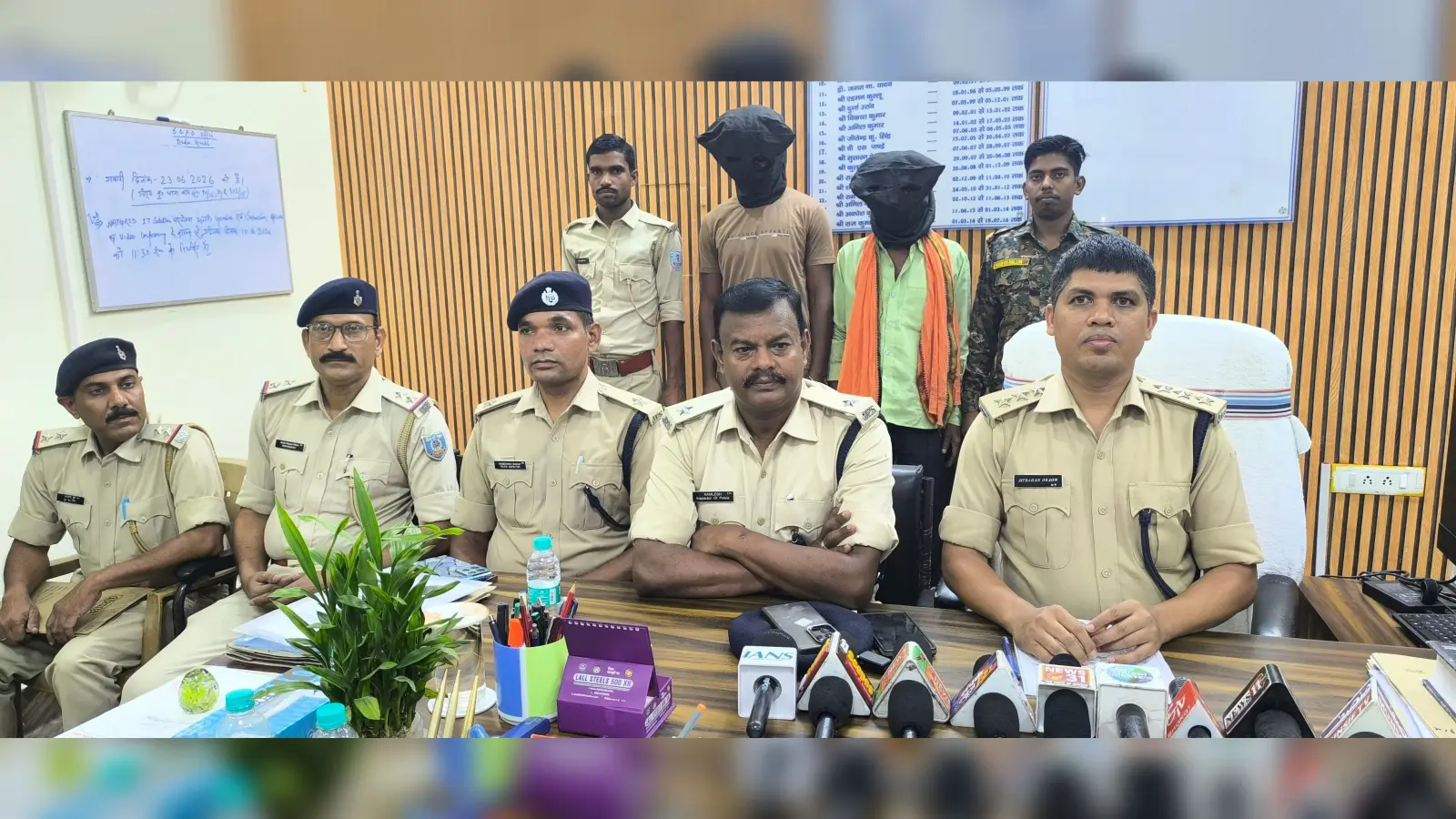 Giridih News :साइबर पुलिस पर हमला मामले में दो आरोपित गिरफ्तार, जेल गये भेजे