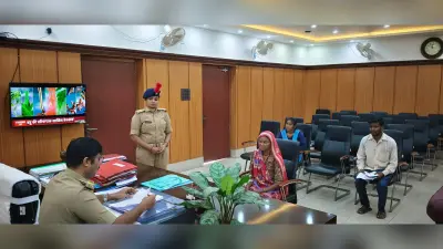 लोगों ने न्याय की गुहार लगाते हुए एसपी को दिया आवेदन