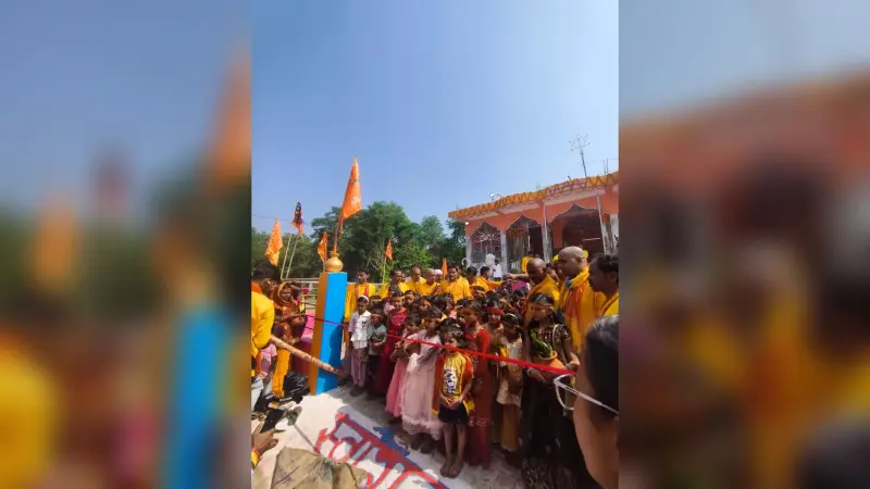 नवनिर्मित दुर्गा मंदिर की प्राण प्रतिष्ठा को लेकर निकली भव्य कलश यात्रा