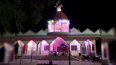 तूने मुझे बुलाया शेरावालिये…भजन पर झूमे श्रोता