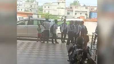 पारा मेडिकल प्रशिक्षण केंद्र में पहली बार विजिट करने पहुंचे डीडीसी एसीएमओ व कई अधिकारी