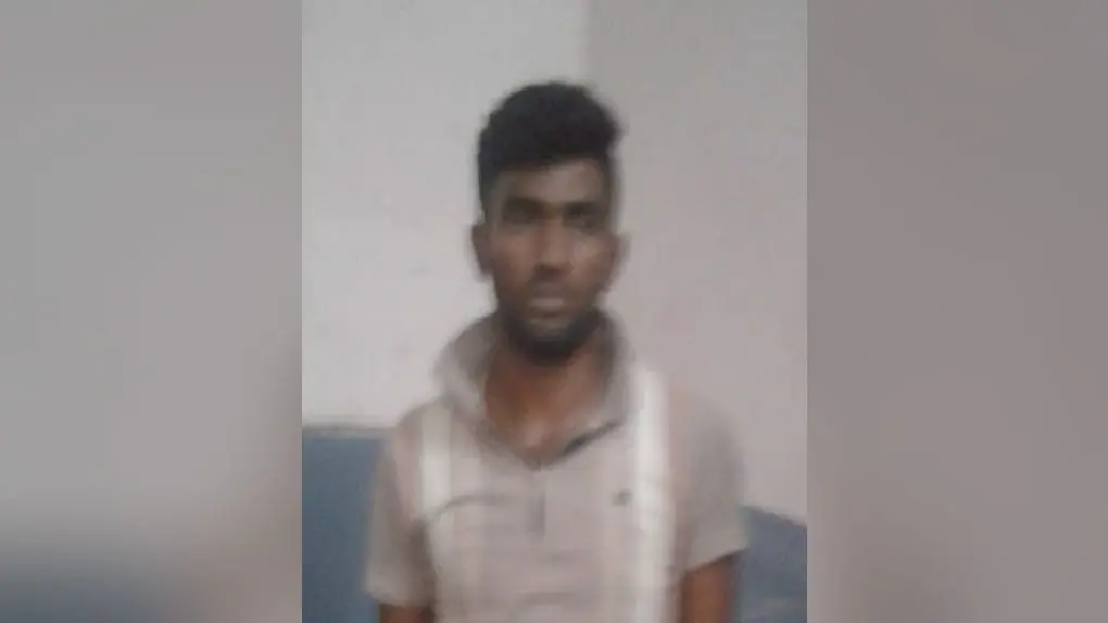 दिल्ली साकेत कोर्ट से फरार अभियुक्त भागलपुर में गिरफ्तार, ब्रह्मपुत्र मेल से सुल्तानगंज पहुंचते ही जीआरपी ने पकड़ा