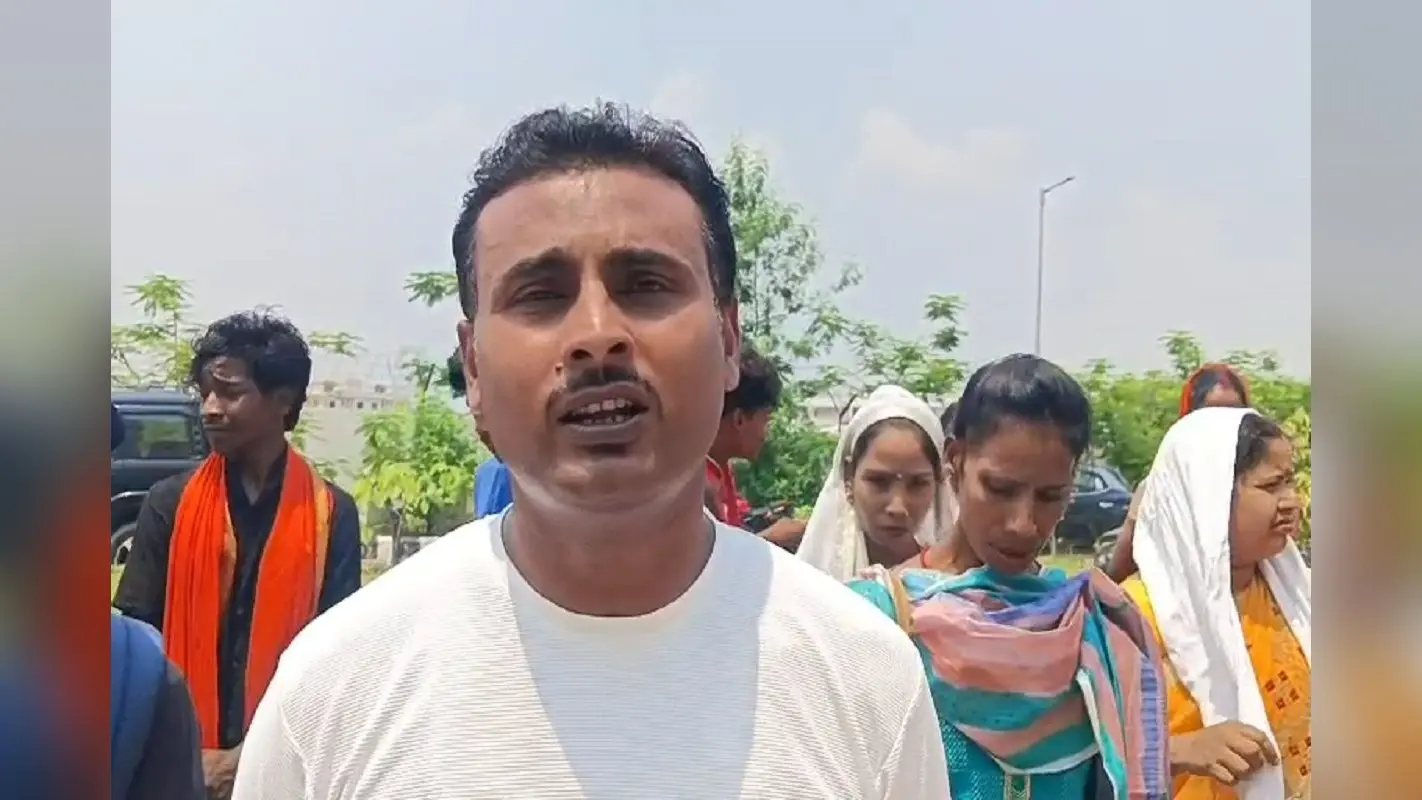 गुमला के इस गांव में न चलने को सड़क और न पीने को पानी, इलाज भगवान भरोसे