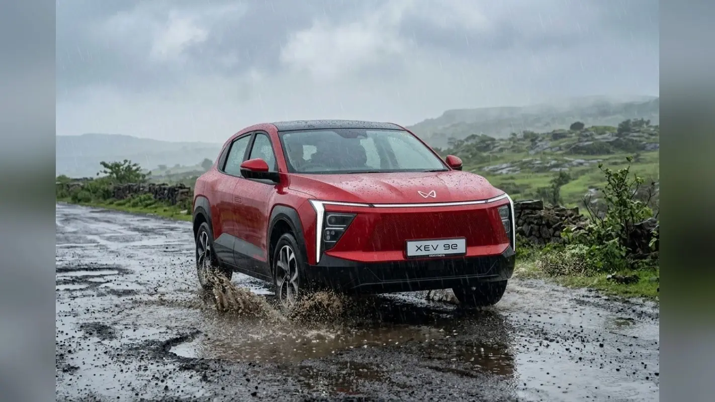बारिश और गड्ढों वाली सड़कों का टेंशन खत्म, ये 3 इलेक्ट्रिक SUVs आती हैं हाई ग्राउंड क्लीयरेंस के साथ