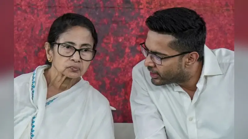 तृणमूल कांग्रेस में बगावत, टूट के कगार पर पार्टी, 50 विधायक आज लेंगे बड़ा फैसला