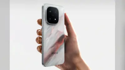 iQOO 15, 15R और Neo 10 फिर हुए महंगे, 2 हफ्ते में दूसरी बार कंपनी ने बढ़ा दिए दाम