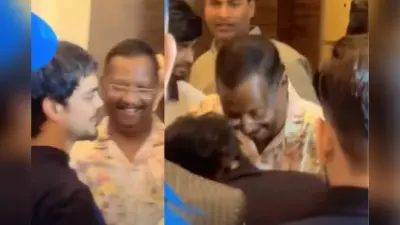 ईशान किशन ने रुककर बुजुर्ग के छुए पैर, वीडियो वायरल