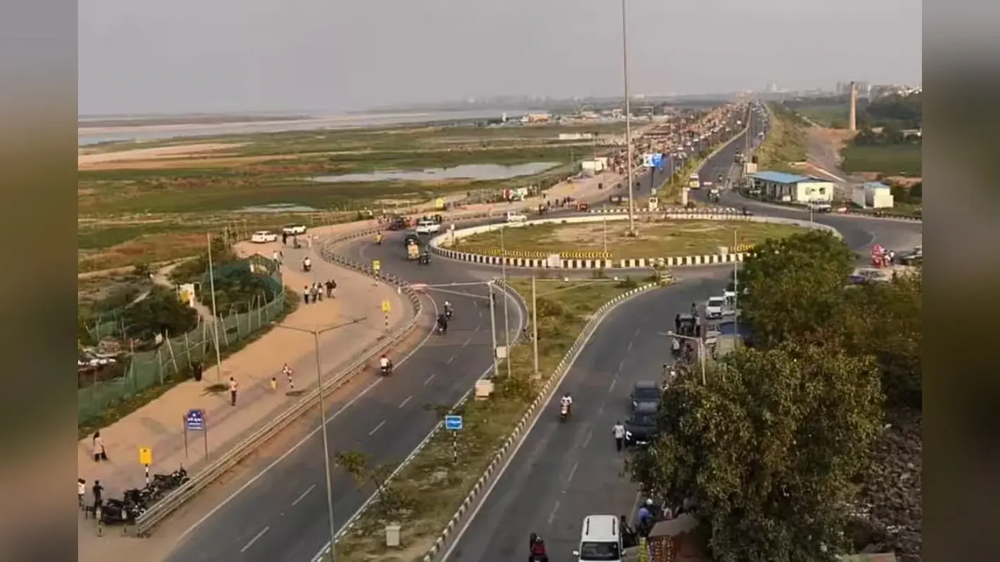 पटना में गंगा किनारे बनेगा खूबसूरत कॉरिडोर, जीविका दीदियों के लिए मरीन ड्राइव पर तैयार होगा महिला हाट