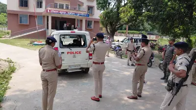 खगड़िया में ताजिया जुलूस के दौरान बवाल, पुलिस वाहन व निजी स्कूल पर पथराव, पुलिस बल तैनात