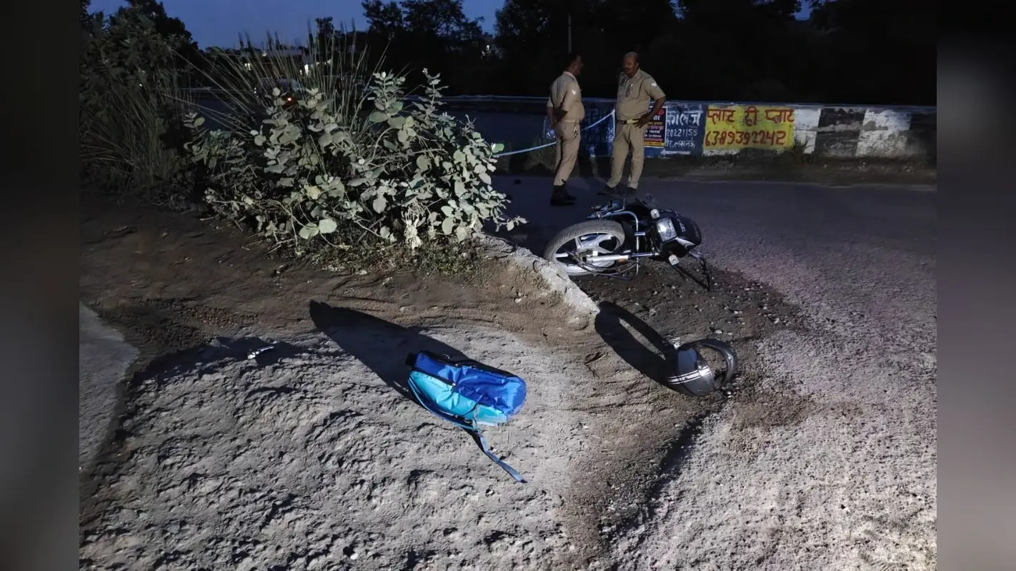 Video: एक लाख रुपये का इनामी बदमाश संजय मुठभेड़ में ढेर, यूपी पुलिस ने मार गिराया
