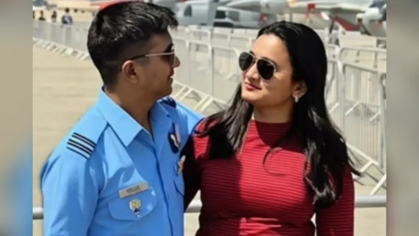 शहीद शुभम के पिता ने श्रेया राय को बहू के रूप में किया स्वीकार, बोले- ‘वह मेरे बेटे की आखिरी पसंद थी’