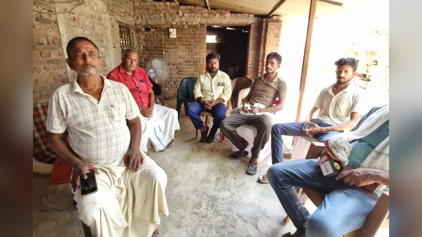 असम में शहीद वायुसेना अधिकारी शुभम कुमार के मुआवजे पर पिता ने उठाया सवाल, बोले- माता-पिता के अधिकारों की भी हो रक्षा