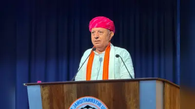मंत्री भी, लाभार्थी भी! केंद्रीय मंत्री को अपने ही मंत्रालय की स्कीम से मिली 99 लाख की मदद