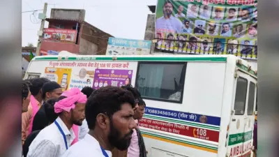 लोहरदगा में मोहर्रम पर दिखी इंसानियत, एंबुलेंस को रास्ता देने के लिए युवकों ने रोक दी खेल प्रतियोगिता