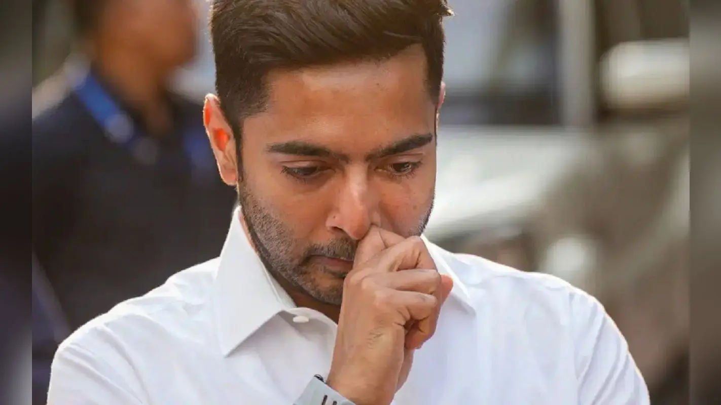 सुमित राय के खिलाफ गिरफ्तारी वारंट, अभिषेक बनर्जी के पीए की बढ़ीं मुश्किलें
