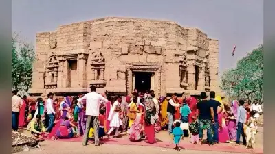 Kaimur News : आस्था का केंद्र मुंडेश्वरी धाम, सुबह की आरती में उमड़ा भक्तों का सैलाब