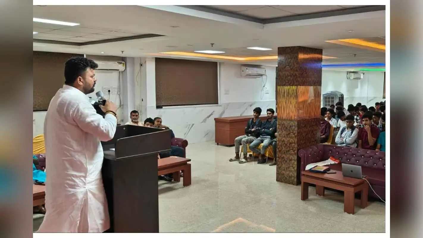 भगवानपुर में कांग्रेस का छात्र संवाद, पेपर लीक और बेरोजगारी पर मंथन