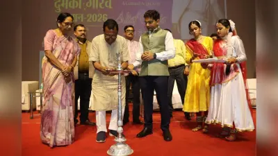 प्रभात खबर दुमका गौरव सम्मान: शिक्षा, खेल, संस्कृति और प्रशासन के 37 विशिष्ट हस्तियों का हुआ सम्मान