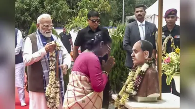 राष्ट्रपति मुर्मू और पीएम मोदी ने रायरंगपुर में किया 47,600 करोड़ की परियोजनाओं का शुभारंभ