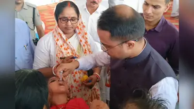 सारण में पल्स पोलियो अभियान का शुभारंभ, DM ने बच्चों को पिलाई दो बूंद, 28 जून से 2 जुलाई तक चलेगा