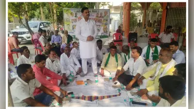 मुजफ्फरपुर: महंगाई और किसानों की समस्याओं को लेकर राजद का धरना-प्रदर्शन, राज्यपाल के नाम सौंपा ज्ञापन