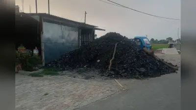 गैस की कमी ने बदली सहरसा के होटलों की रसोई, लकड़ी, पुराने चूल्हों की ओर लौट रहा कारोबार
