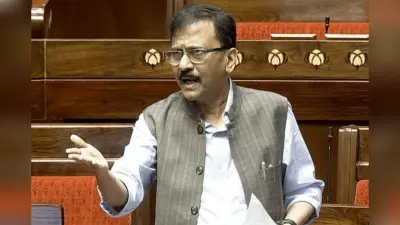 संजय राउत का दावा-50-50 करोड़ में खरीदे जा रहे हैं सांसद, 15 करोड़ दिया एडवांस, बौखलाहट में मीडिया के सामने दी गाली
