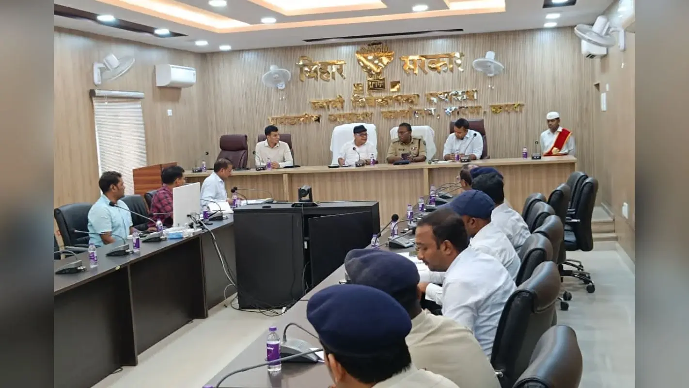 सारण: यूपी से बिहार आने वाले वाहनों पर बढ़ेगी निगरानी, गोपालगंज में बनेंगे तीन नए चेकपोस्ट, अवैध पार्किंग पर भी होगी सख्ती