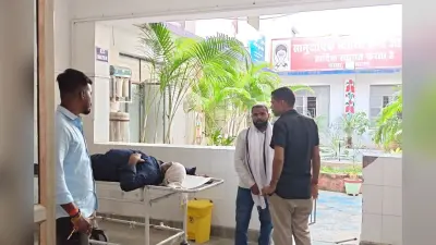 सारण के परसा में दो बाइकों की आमने-सामने टक्कर, एक व्यक्ति गंभीर रूप से घायल