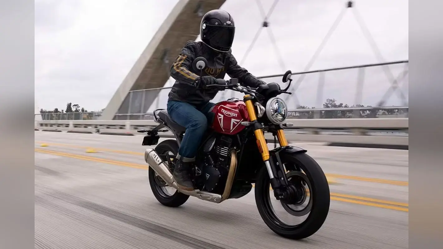 महंगी ट्विन-सिलेंडर बाइक छोड़िए, जानें Triumph 400 खरीदना क्यों है ज्यादा फायदे का सौदा
