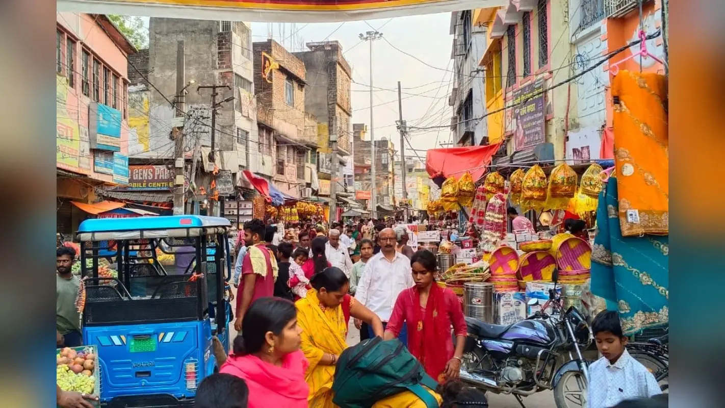 अतिक्रमण की समस्या बनी नासूर, हर दिन जाम से जूझ रहे शहरवासी