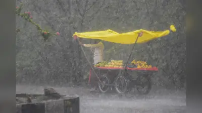 मानसून की दस्तक के साथ बारिश के आसार, जानें 23 जून का मौसम