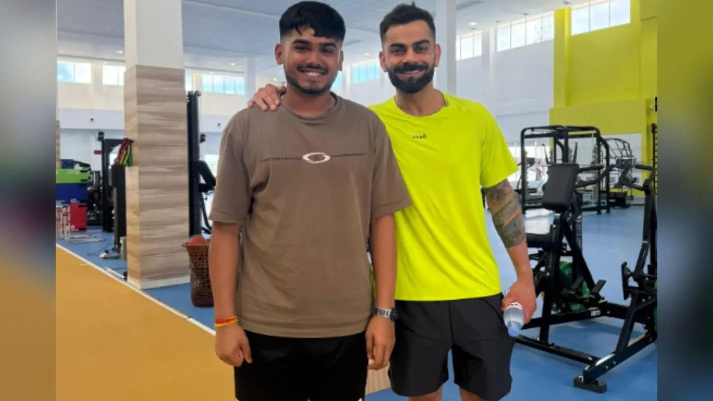 इंग्लैंड दौरे से पहले टीम इंडिया के लिए अच्छी खबर, चोट से उबर रहे विराट कोहली; आयुष म्हात्रे ने शेयर की फोटो